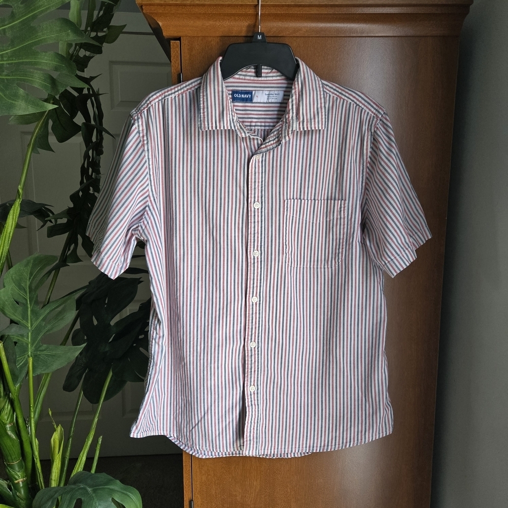 Old Navy Men's Red and White Striped Button Down Shirt